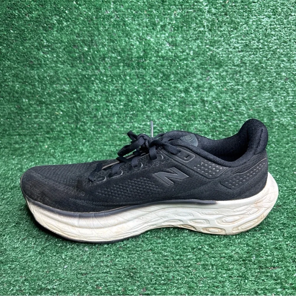 New‎ Balance Fresh Foam X 1080v13 Black White Women’s Size 8.5 B